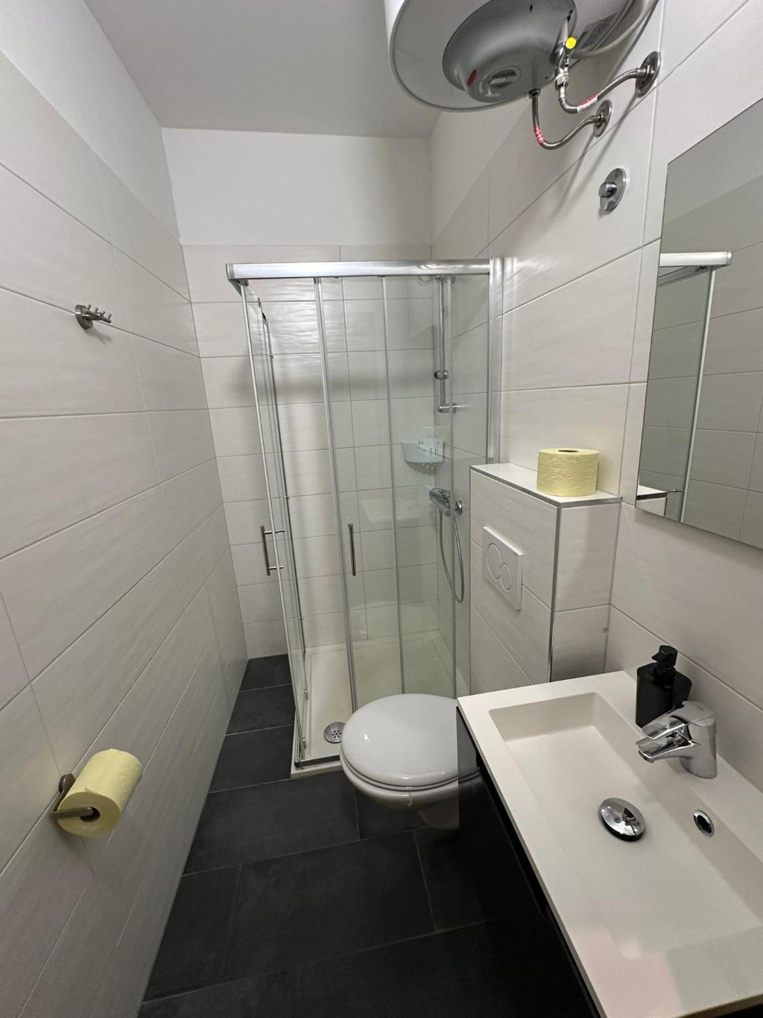 Apartment In The Heart Of Пула Екстериор снимка