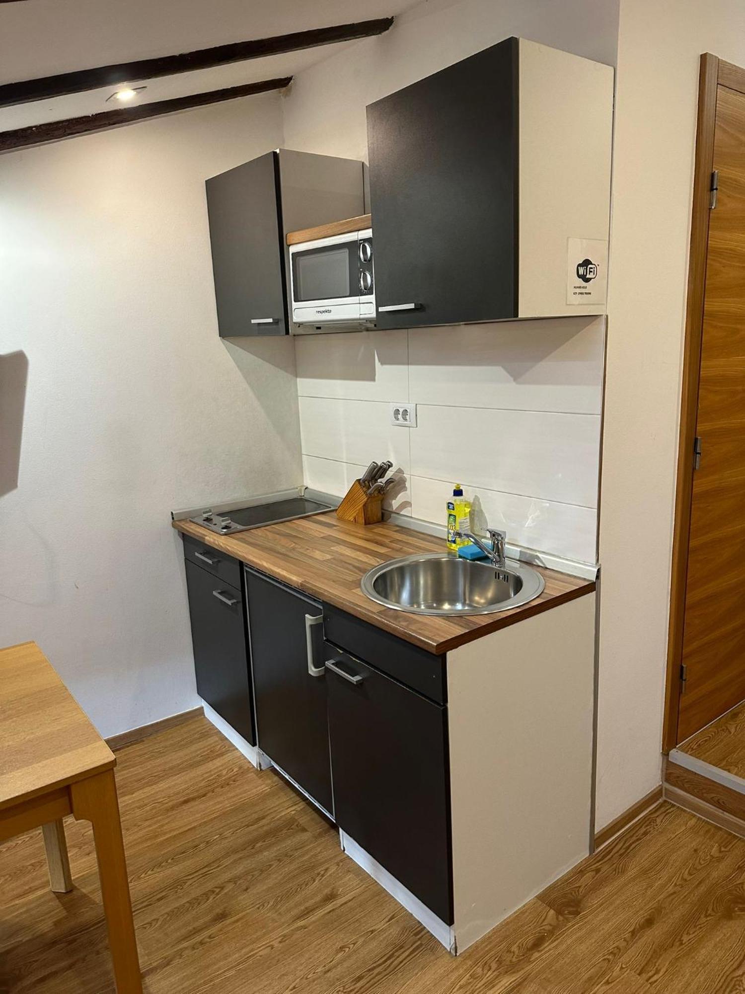 Apartment In The Heart Of Пула Екстериор снимка