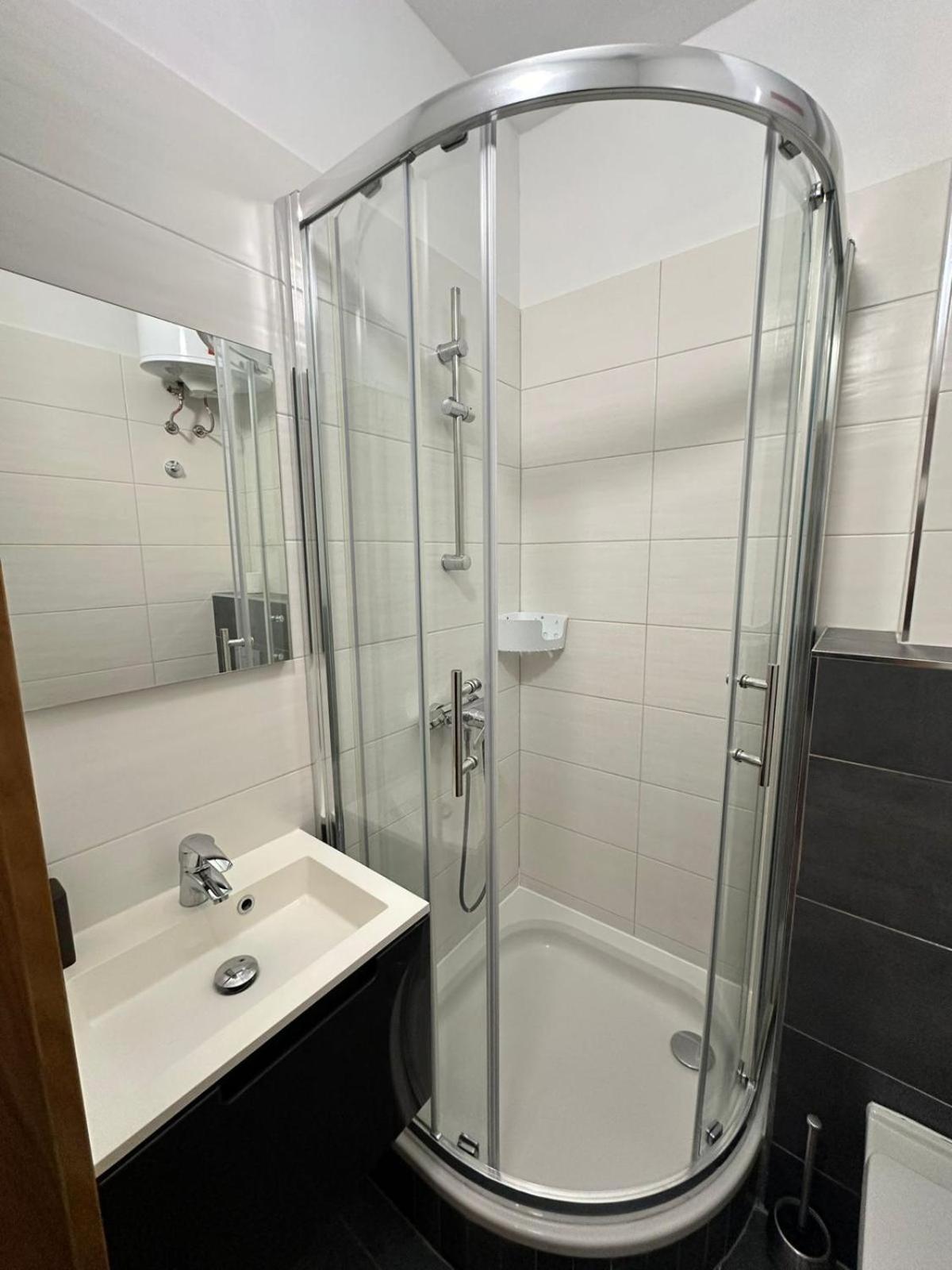 Apartment In The Heart Of Пула Екстериор снимка