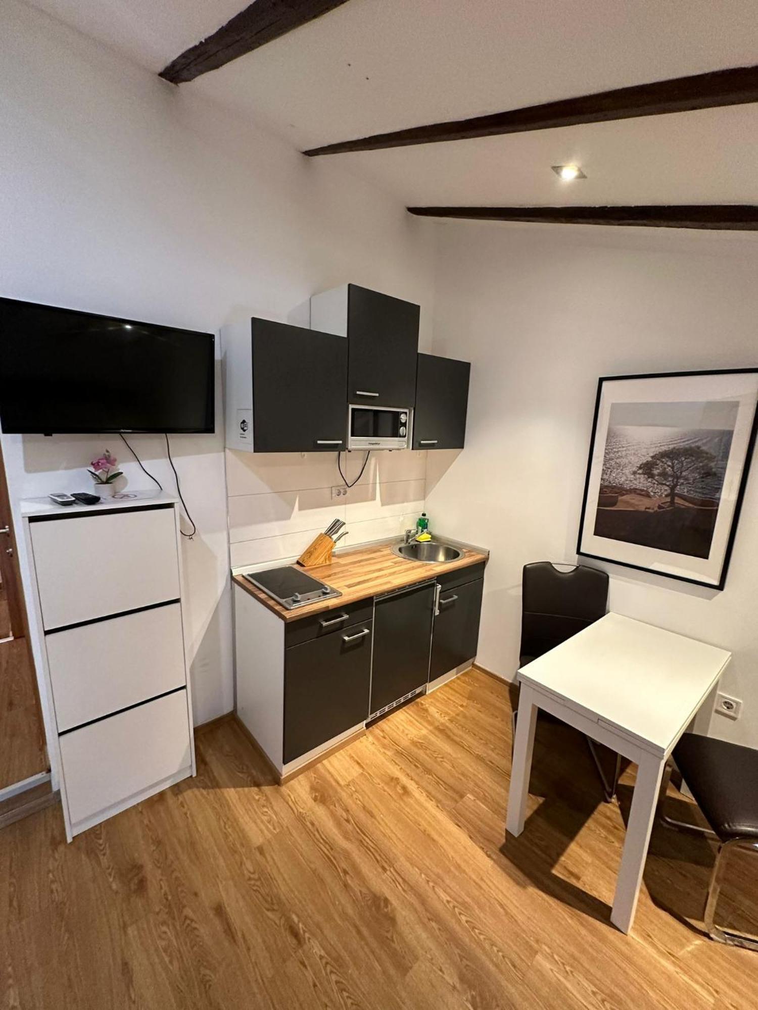 Apartment In The Heart Of Пула Екстериор снимка